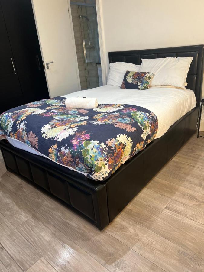 Luxury Double Room W/ Private Bathroom Εδιμβούργο Εξωτερικό φωτογραφία